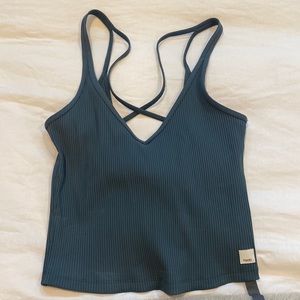 Vuori rib crop tank